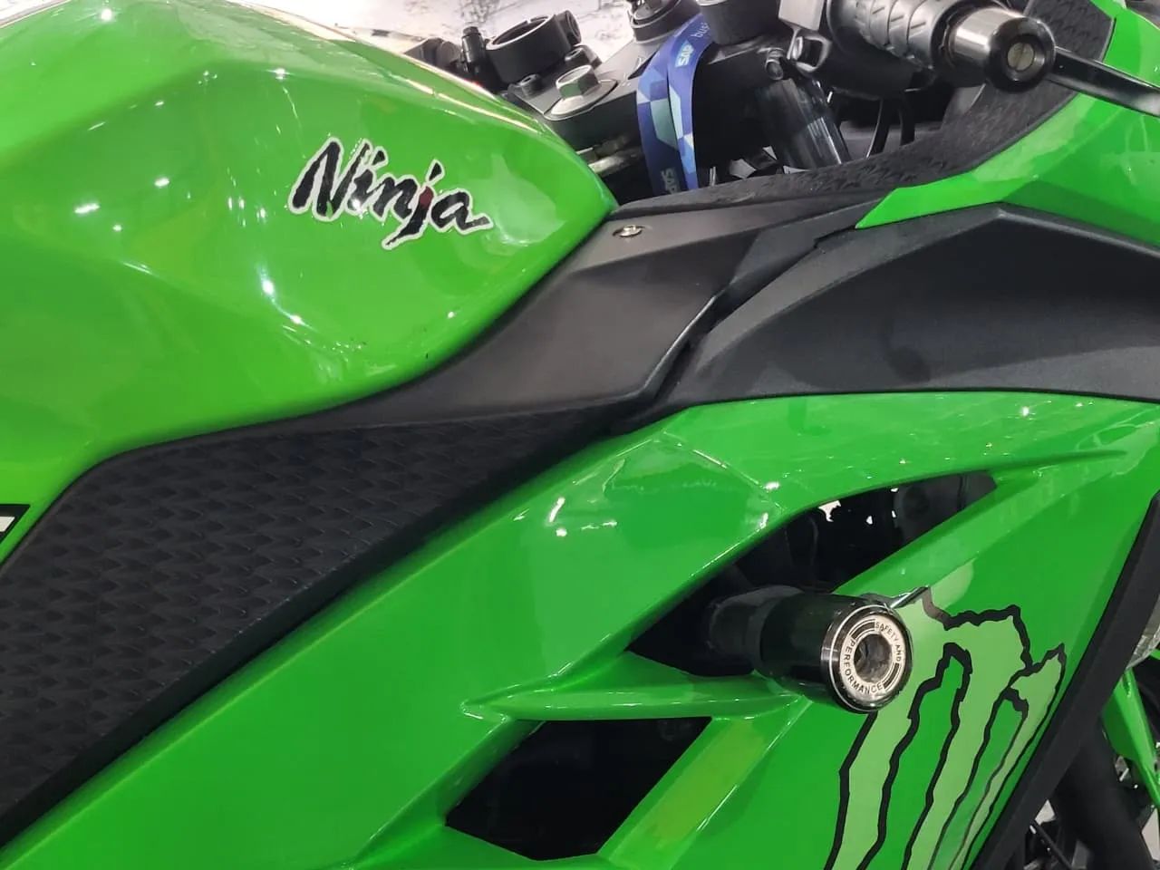 Kawasaki NINJA 300 - Foto 5