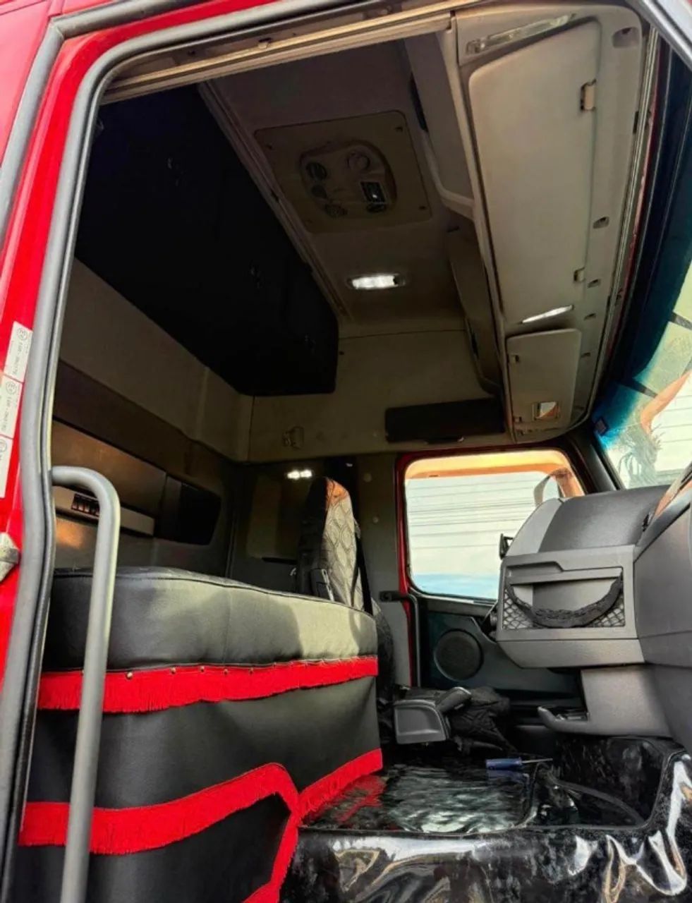 volvo fh 440 6x2 ano 2011 - Foto 5