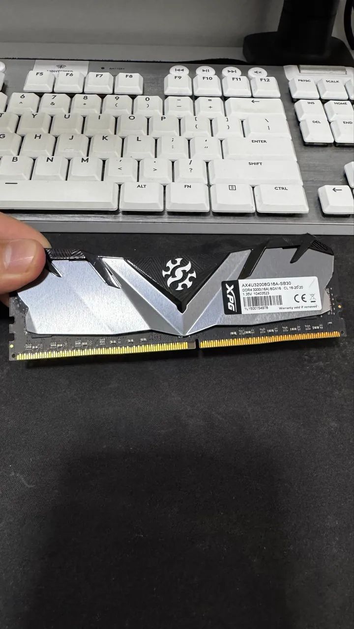 Memoria Ram ddr4 xpg 8gb 3200mhz - Foto 2