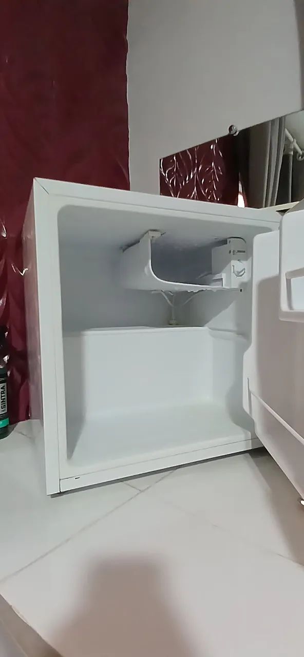 Frigobar (Marca: Midea) Usado / Ótimo Estado - Foto 4
