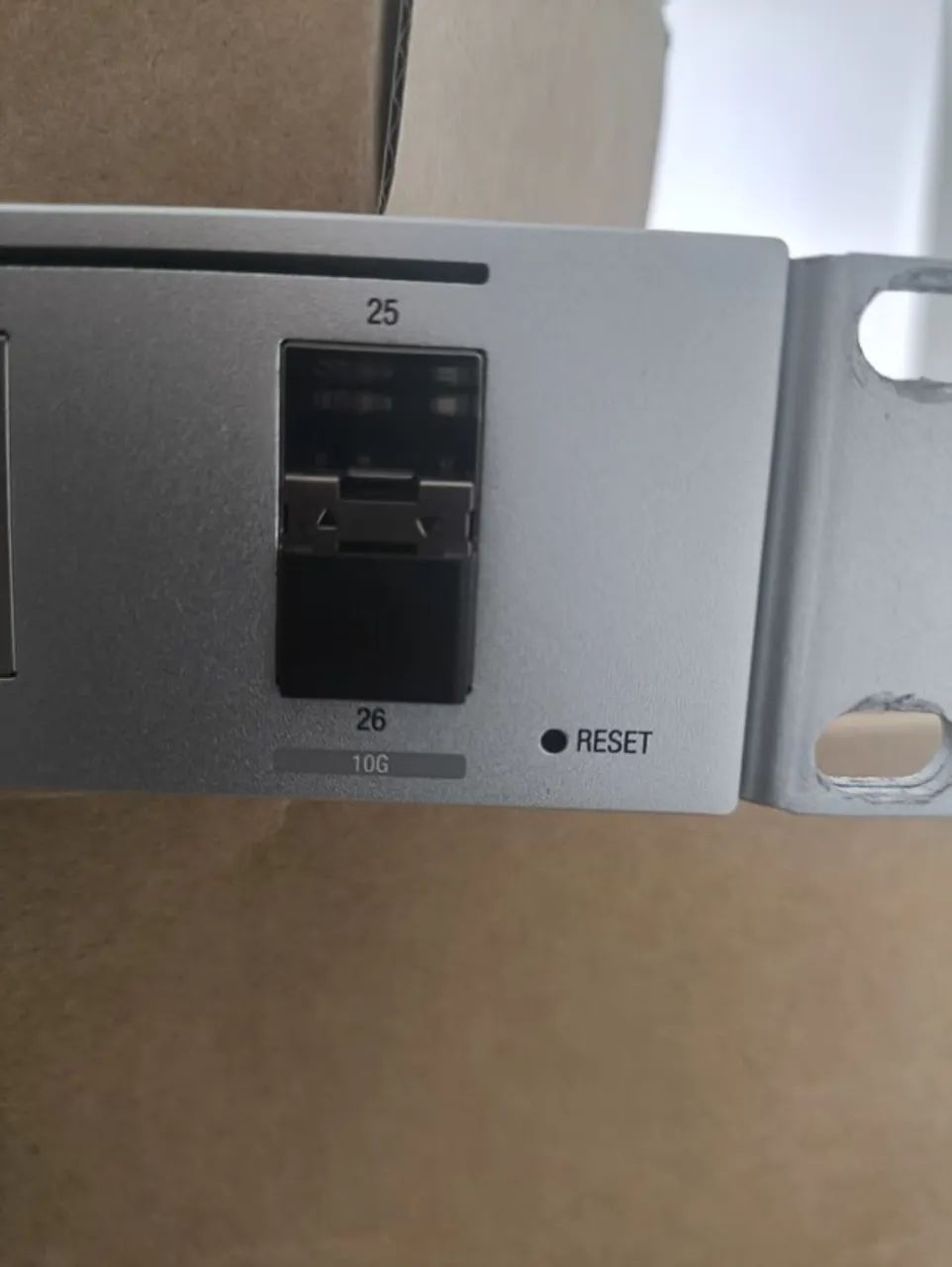 Switch - UniFi Pro 24 PoE (400W) - Foto 4