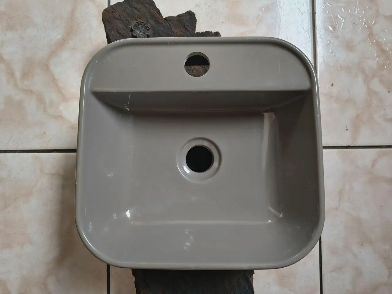 Vendo cuba para lavado ou banheiro em cerâmica especial,nova! - Foto 2