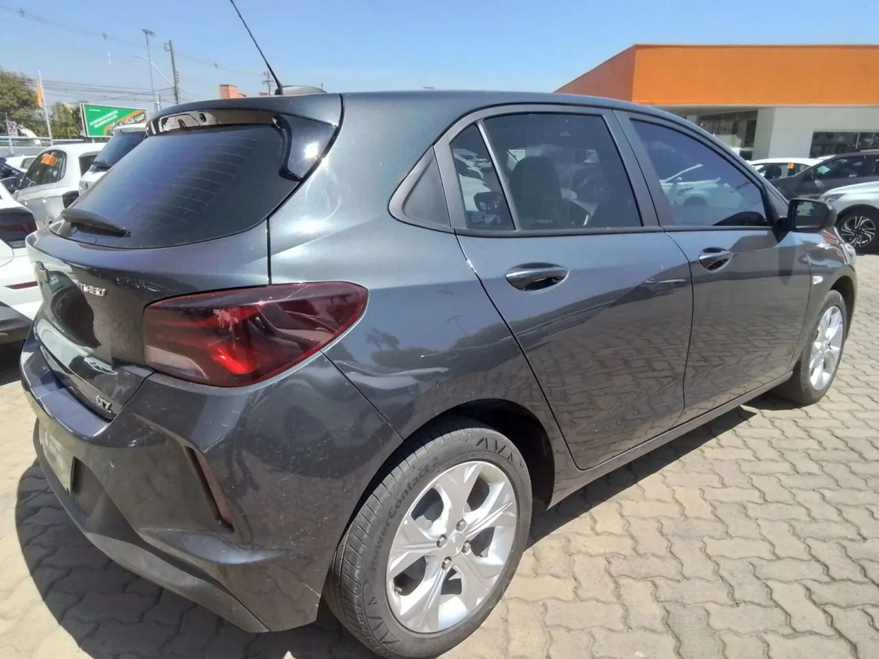 Chevrolet Onix Hatch LTZ 1.0 12V TB Flex Aut. 5P, foto 6 de 10