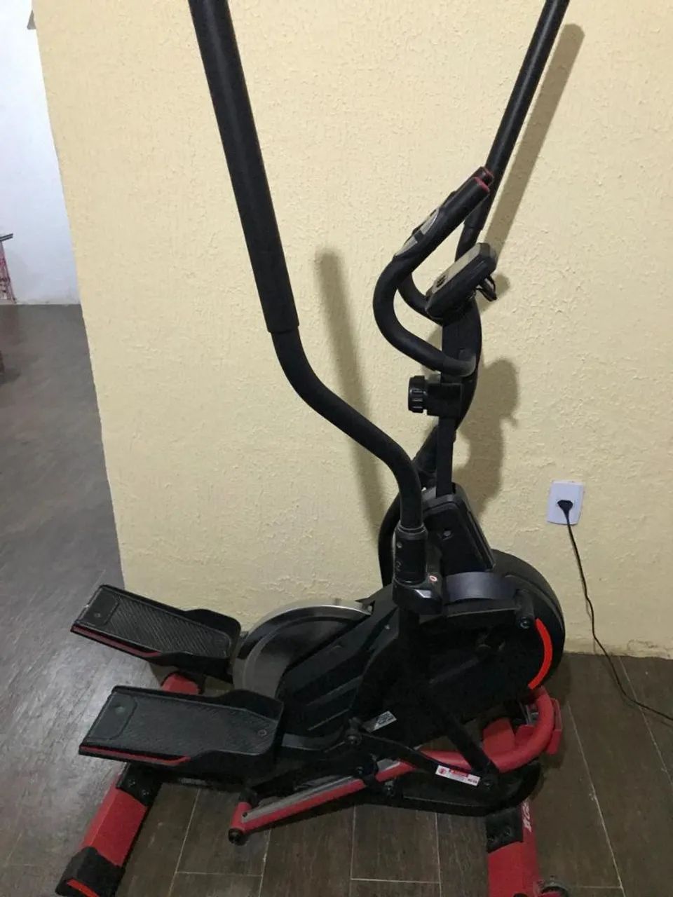 Transpor elíptico Genis  - Foto 3