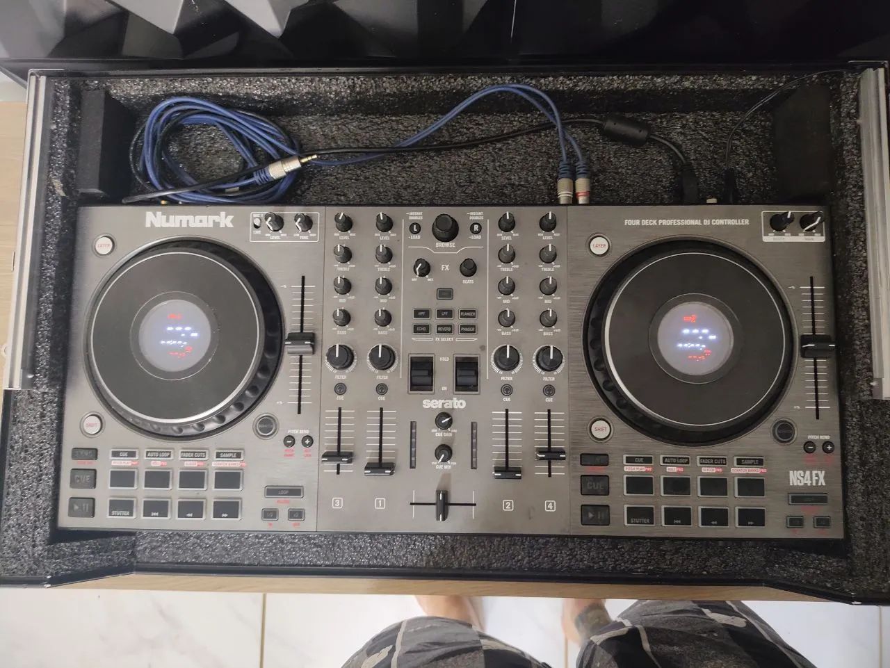 Numark ns4fx ( ddj xdj) 