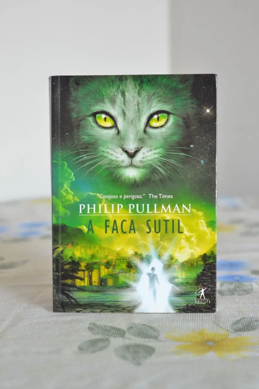 Livro A faca sutil