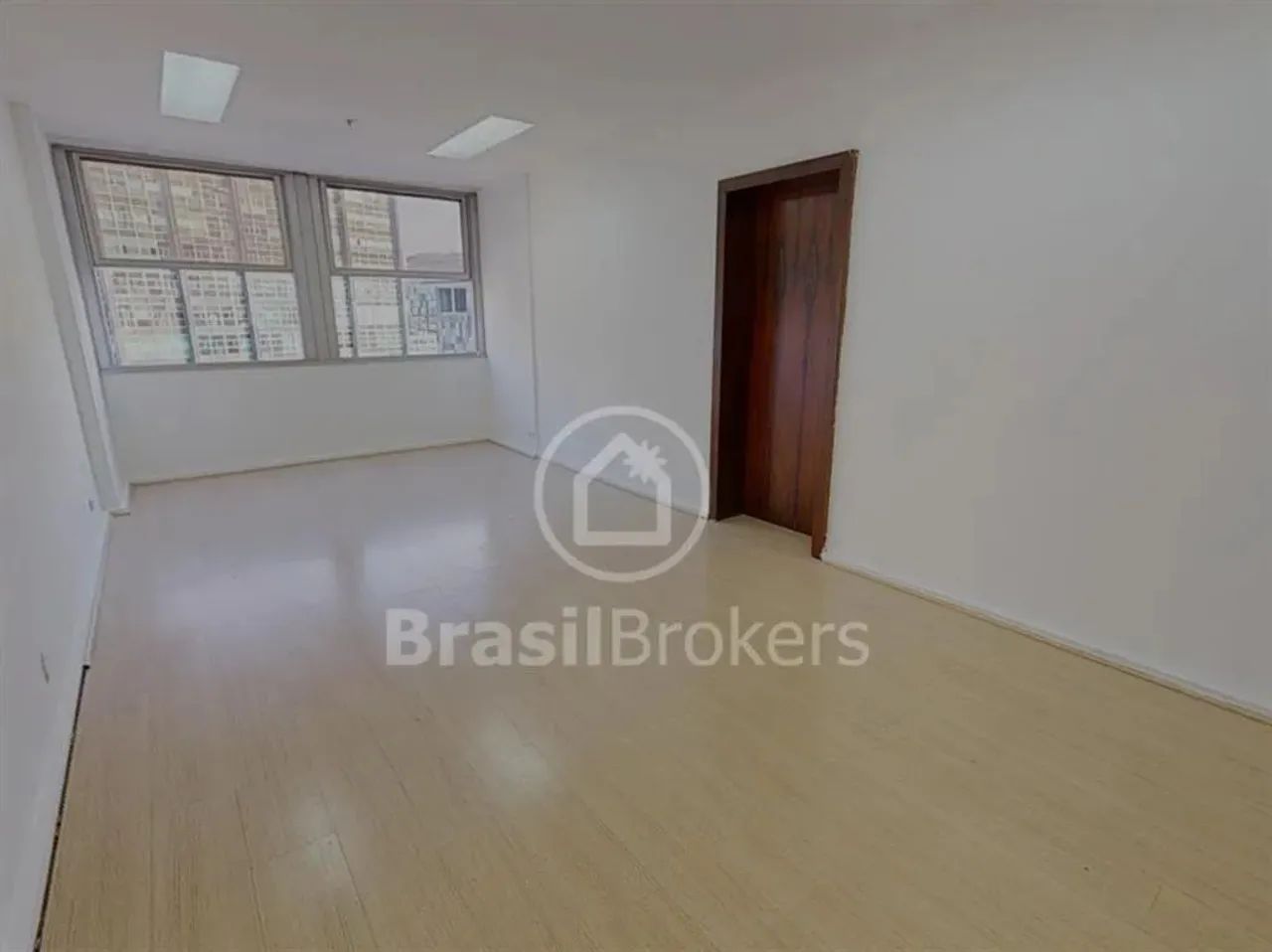 Duas salas comerciais conjugadas com 74 m2 na melhor localização do Centro da Cidade - Foto 3