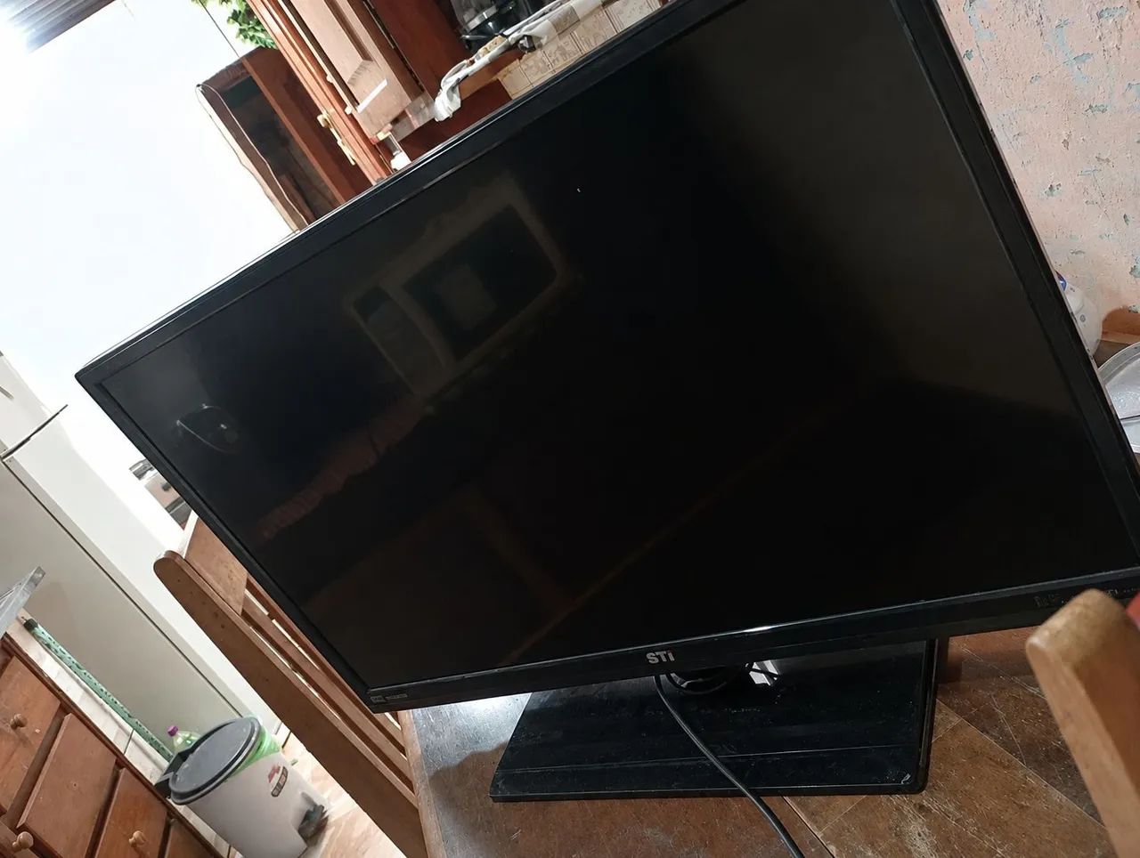 Vendo TV STI 