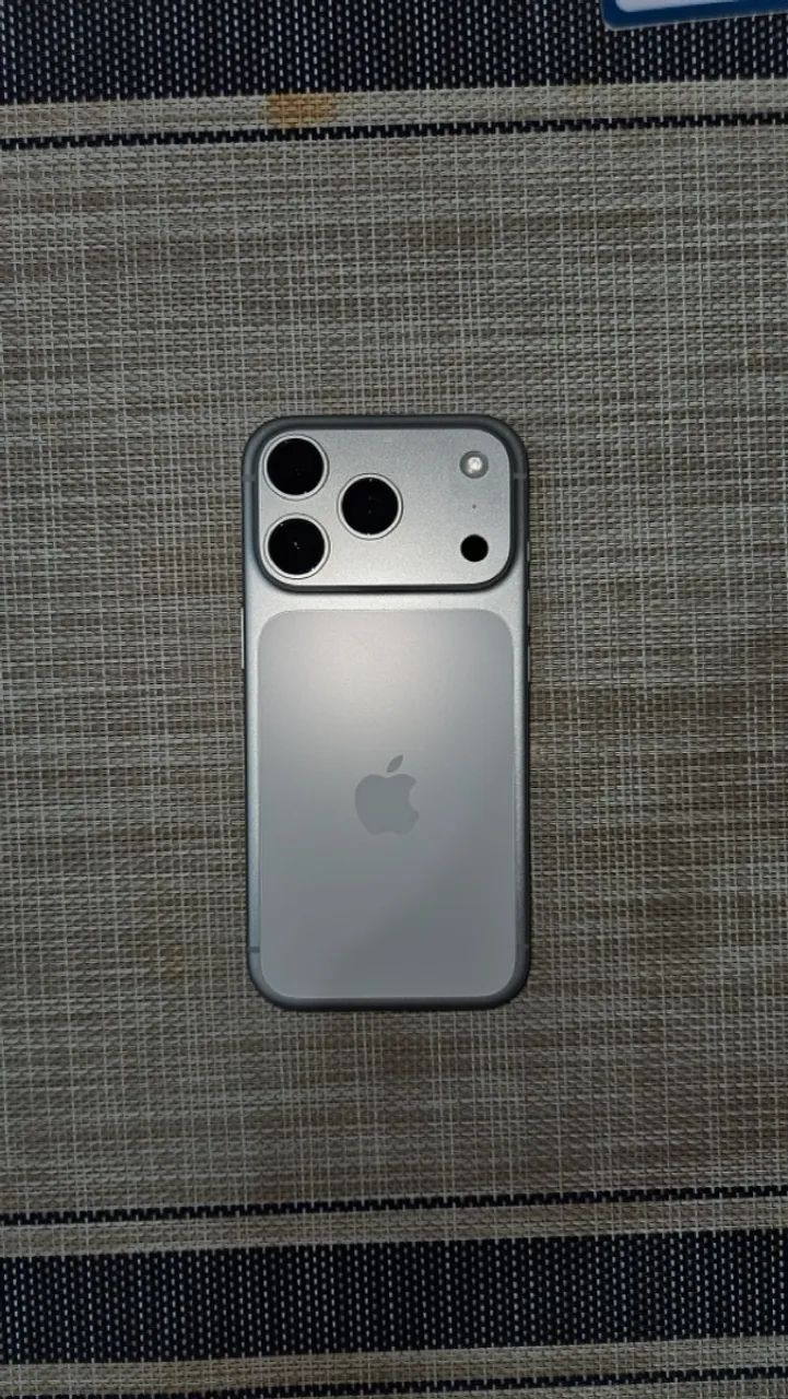 iPhone 17 Pro 512gb Silver - Foto 3
