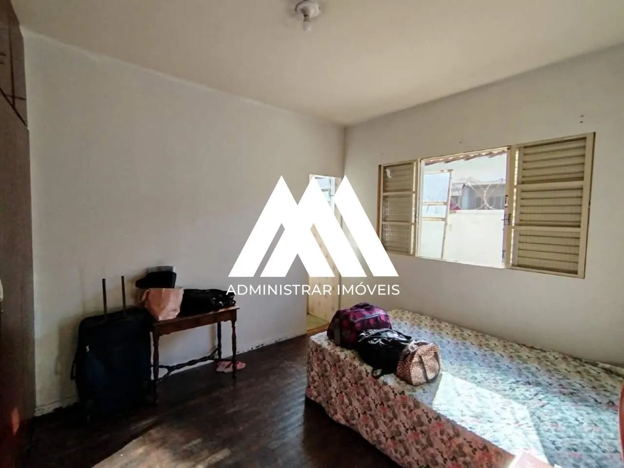 Vendo casa em Itaúna em excelente localização! - Foto 5