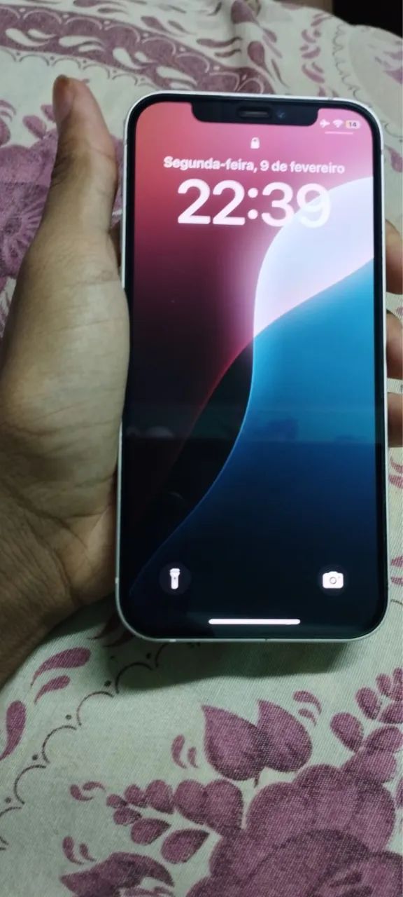 iPhone 12 branco 128gb aceito trocas - Foto 3