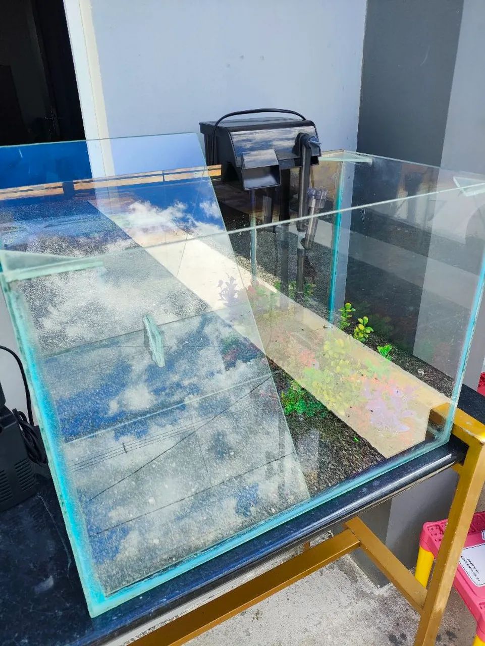 Aquário completo 70 litros 