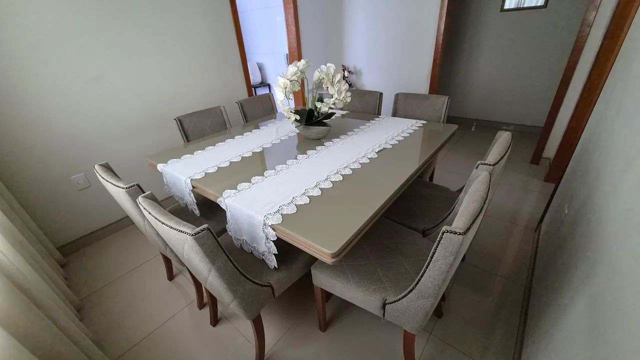 Mesa de 8 lugares 