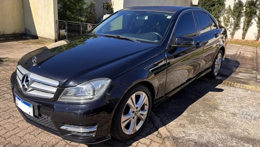 Mercedes-Benz C-200 CGI Avantgarde 1.8 16V 184cv Aut. 2014