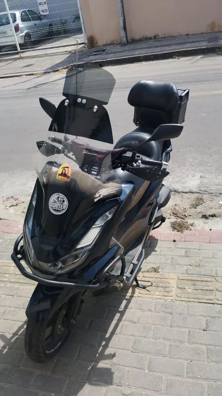 PCX DLX 2025 PURA - Foto 2