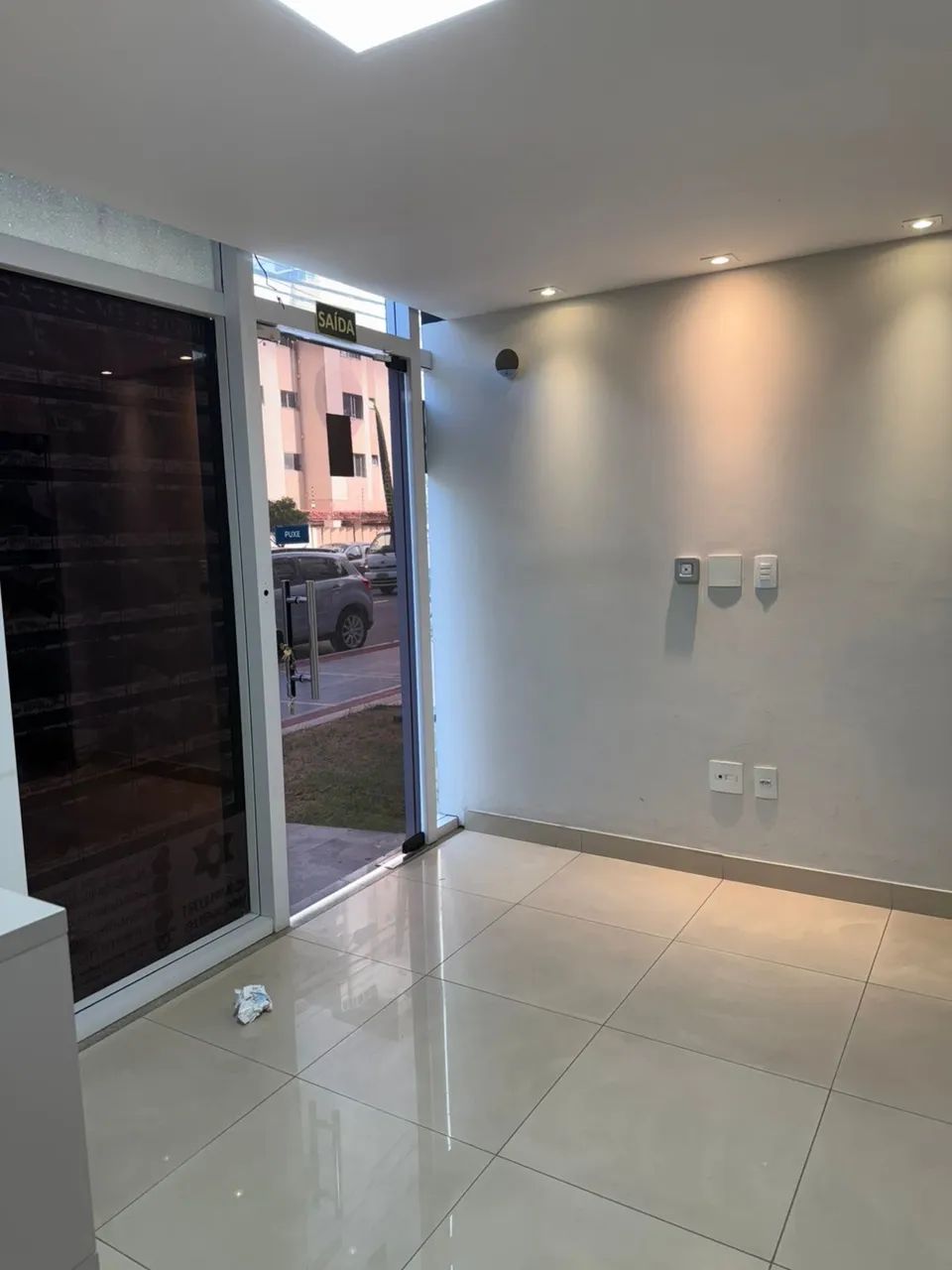 ALUGO LOJA ITAPOÃ  *