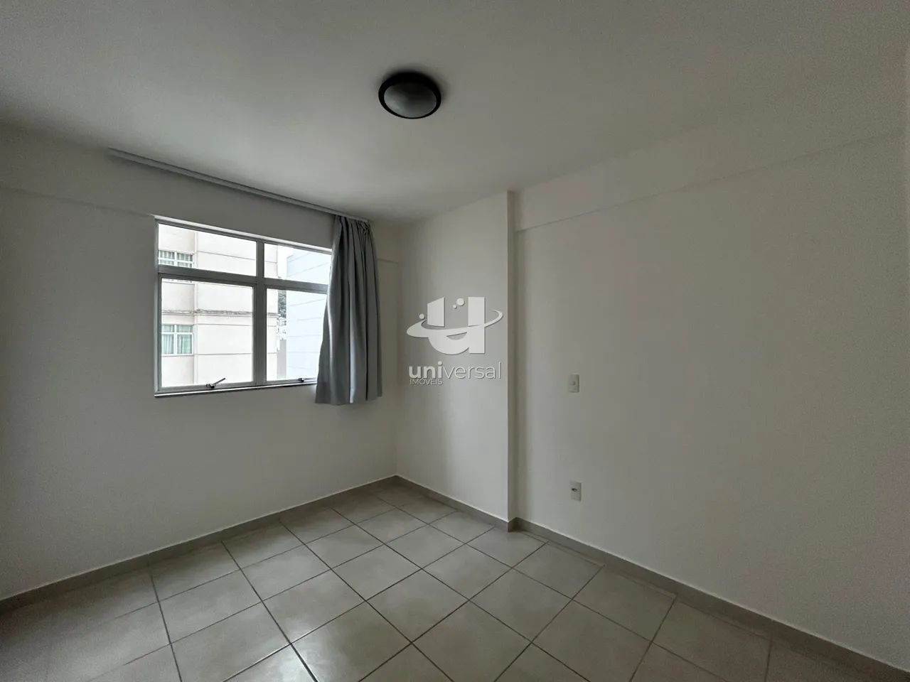 Apartamento de 2 Quartos com Planejados e Vaga no Centro - Foto 5