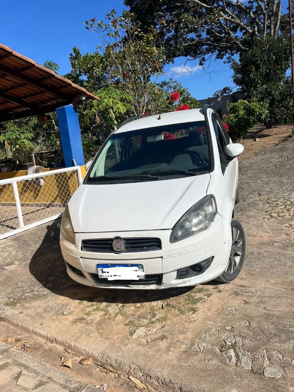 Fiat Idea Attractive 1.4 Fire Flex 8V 5P 2011 - Foto 3