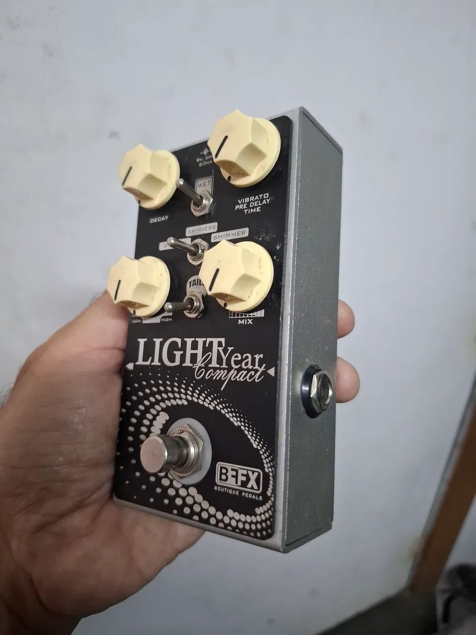 Pedal Reverb Shimmer BEFX Light Year Compact Excelente  - Foto 2