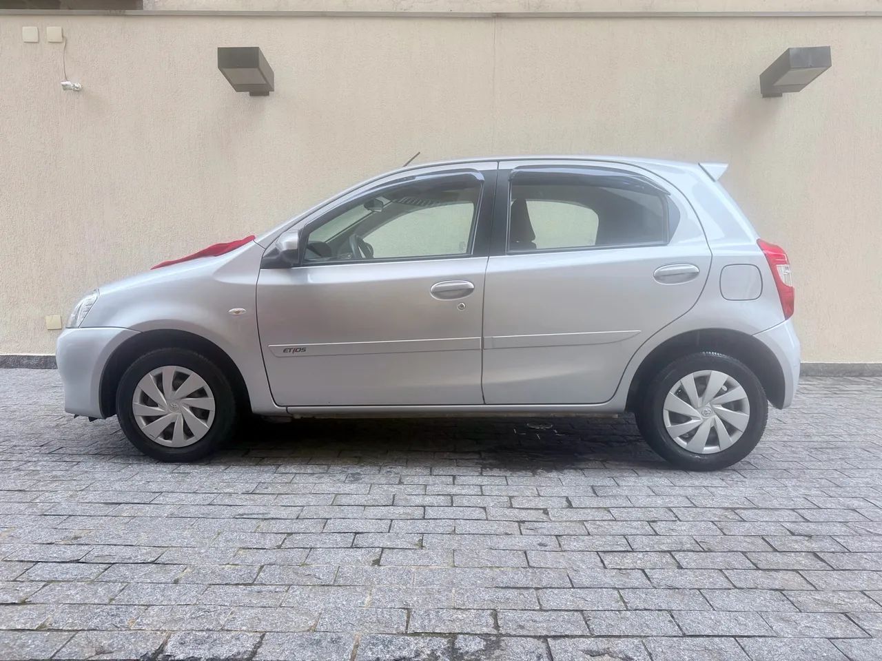 Toyota Etios XS 1.5 Flex 16V 5p Aut., foto 3 de 20