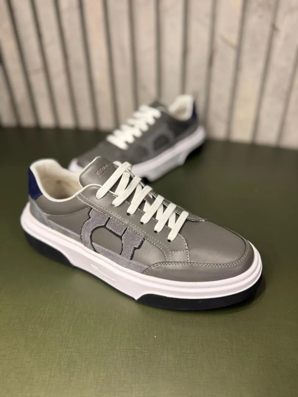 Tênis Ferragamo  - Foto 2