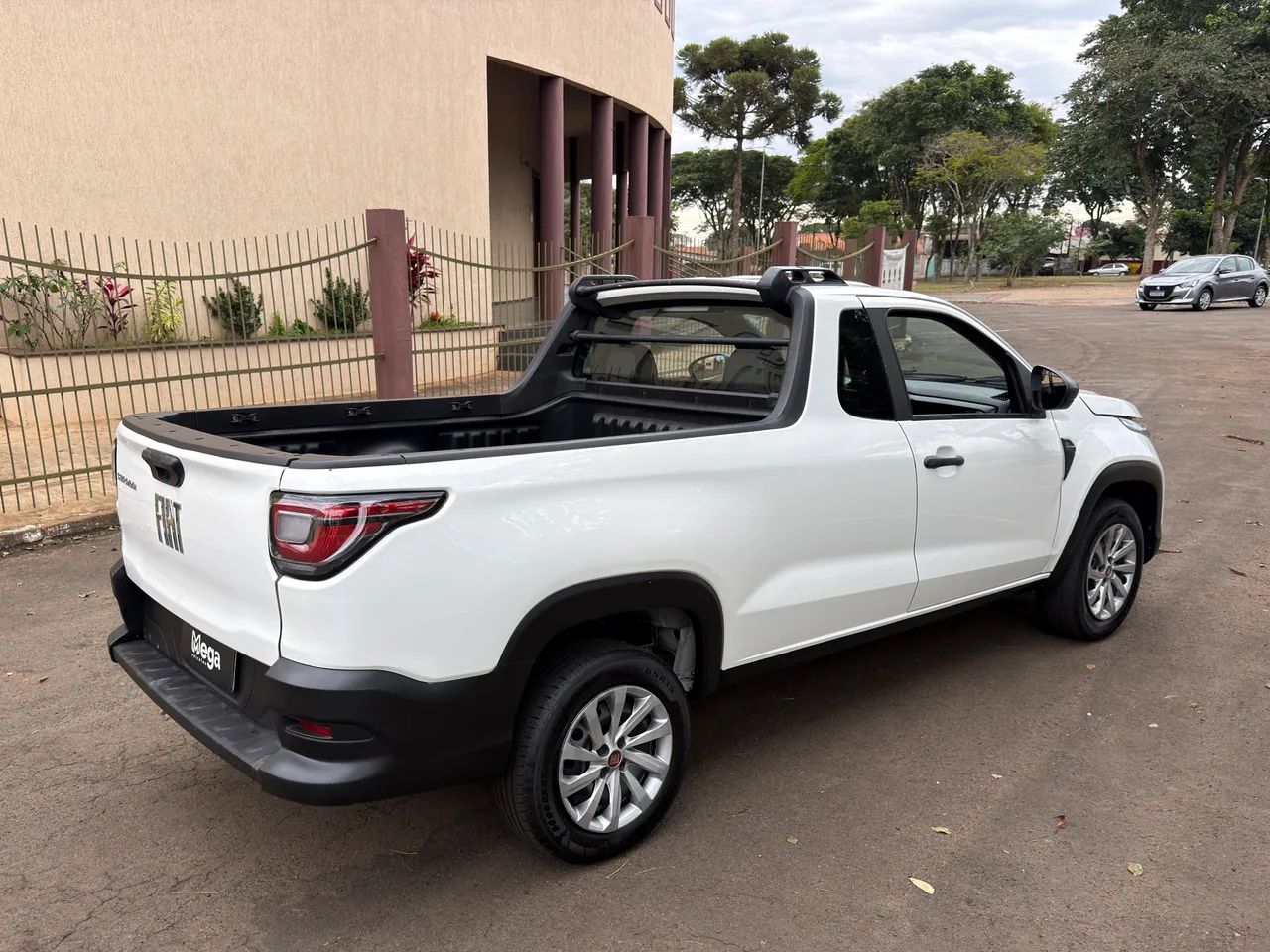 Fiat Strada Endurance 1.4 Flex 8V CS Plus 2023 - Foto 4