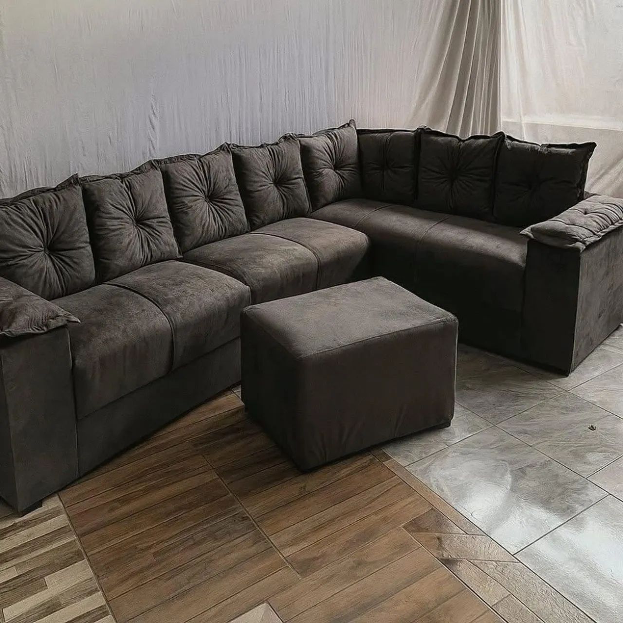 Sofa de 7 lugares + Puff Gratis - Foto 3