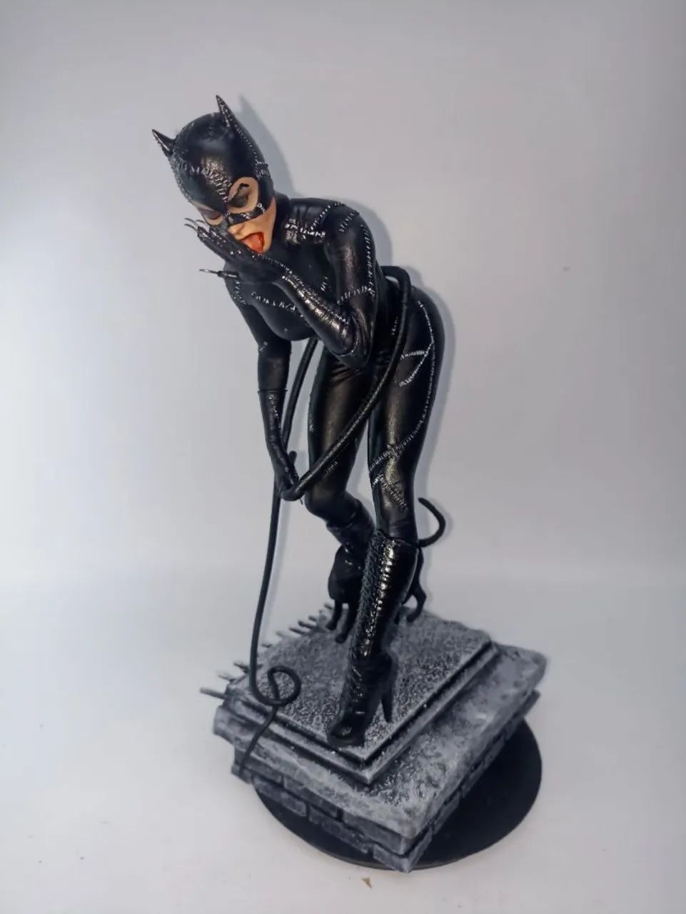 Escultura 3D Mulher-Gato (Catwoman) - Foto 2