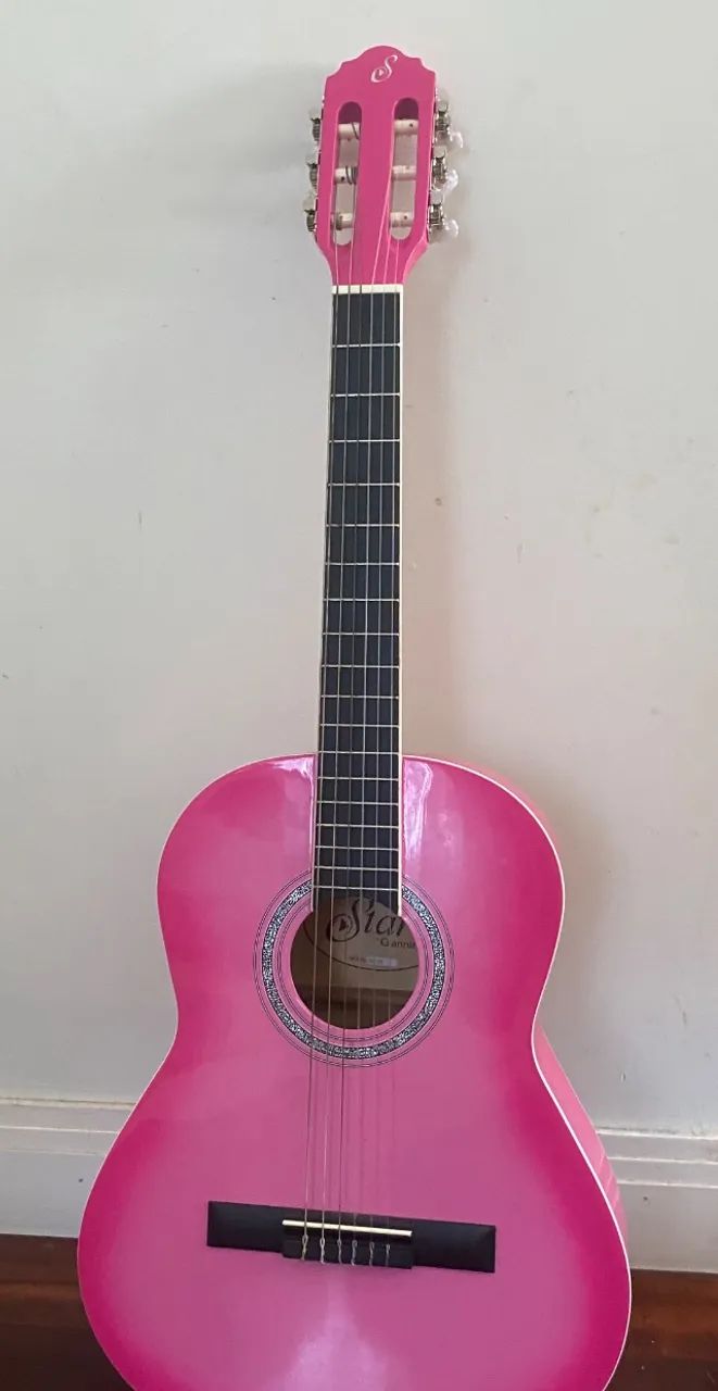 Violão rosa