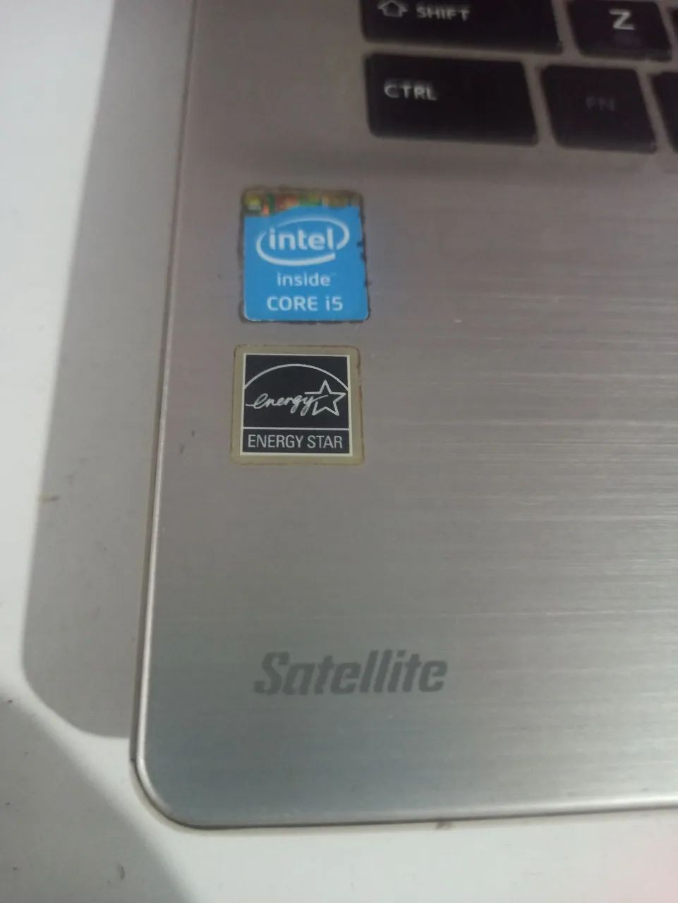 Notebook Toshiba i5  - Foto 2