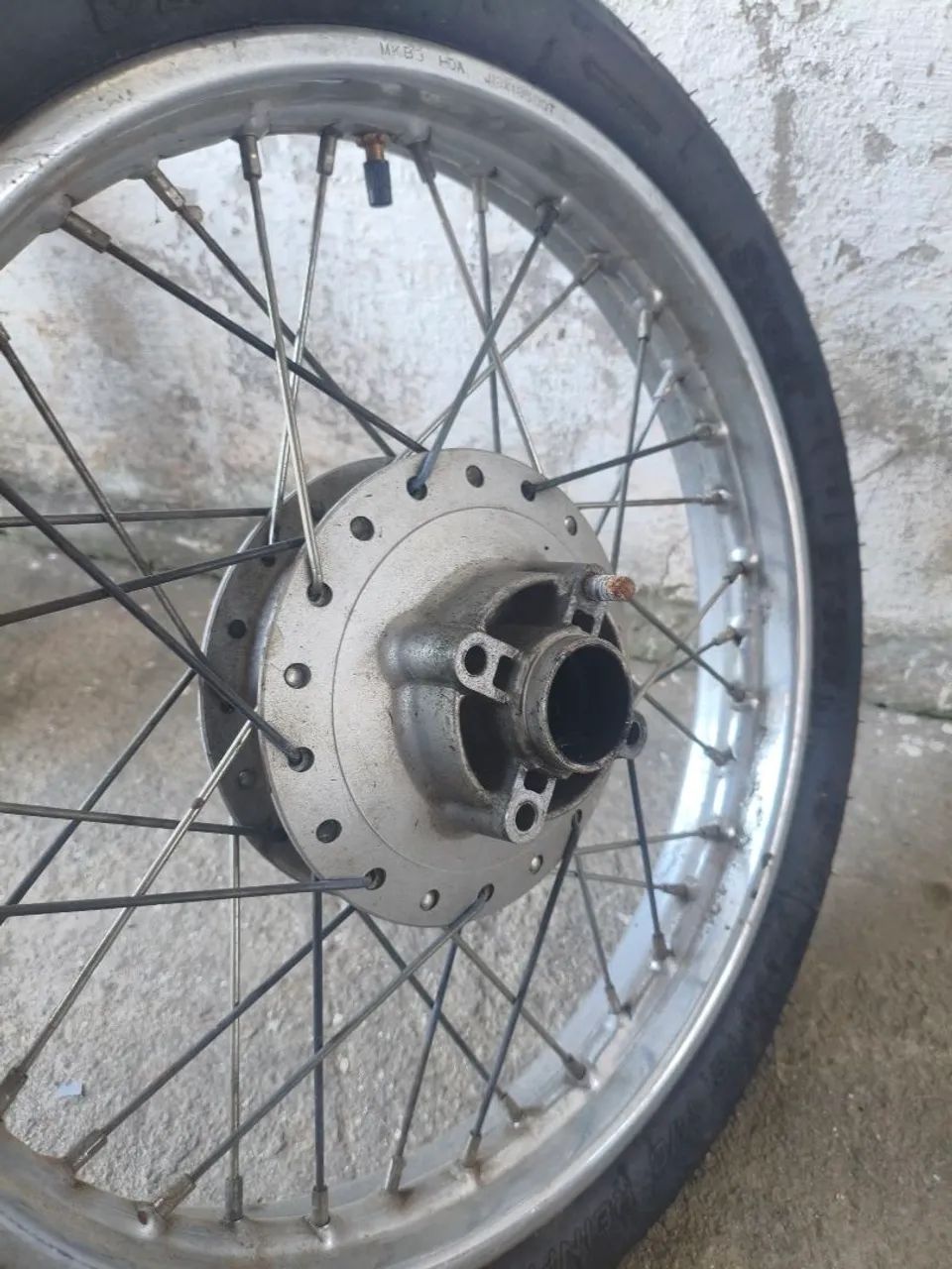 Rodas com pneus e câmaras de ar  - Foto 4