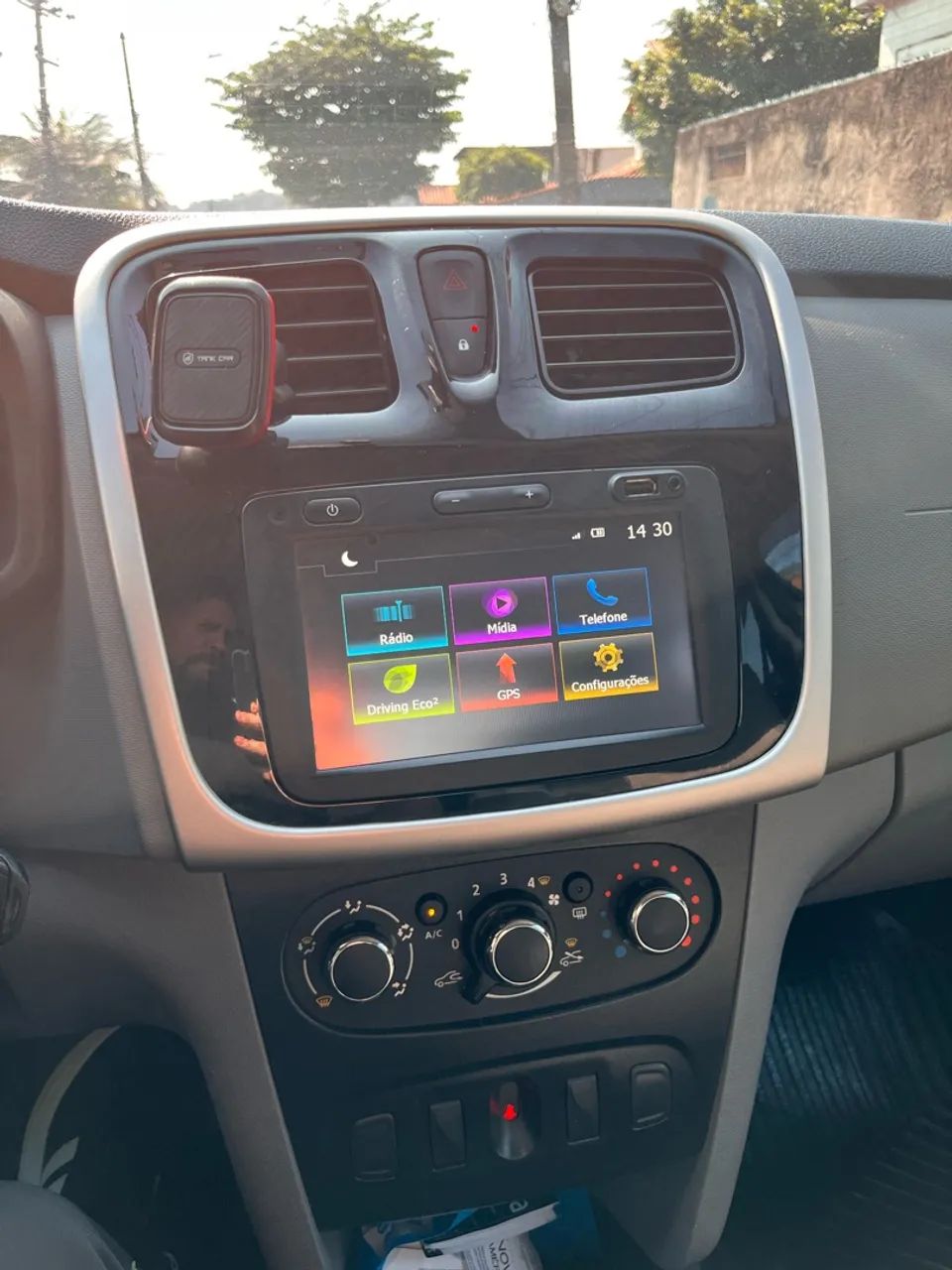 Renault Logan Expression Flex 1.0 12V 4P 2018 - Foto 2