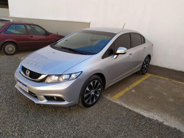 Honda Civic LXR 2.0 15/15