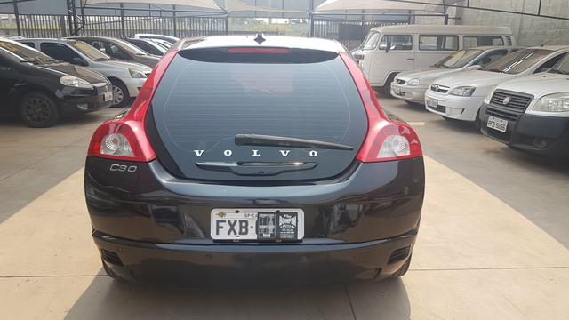 Volvo C30 2.0 Cambio Manual Ano 2009 - Foto 6