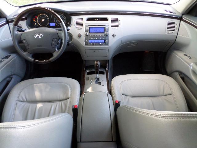 Azera GLS 3.3 V6 Aut. 245cv - Foto 14