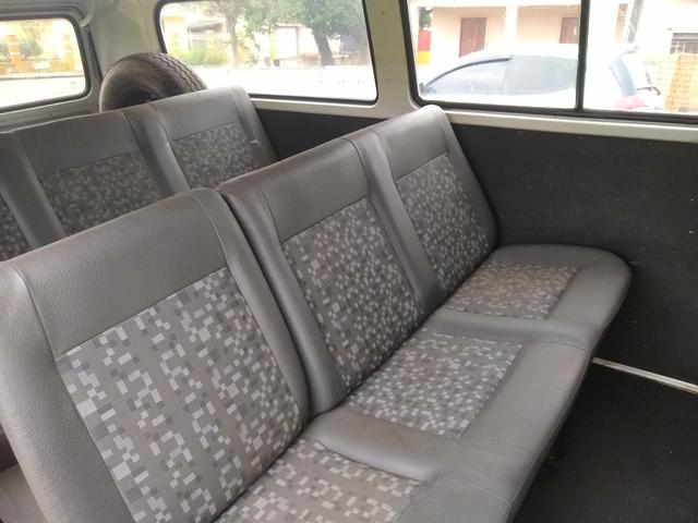 Vendo ou troco kombi - Foto 3