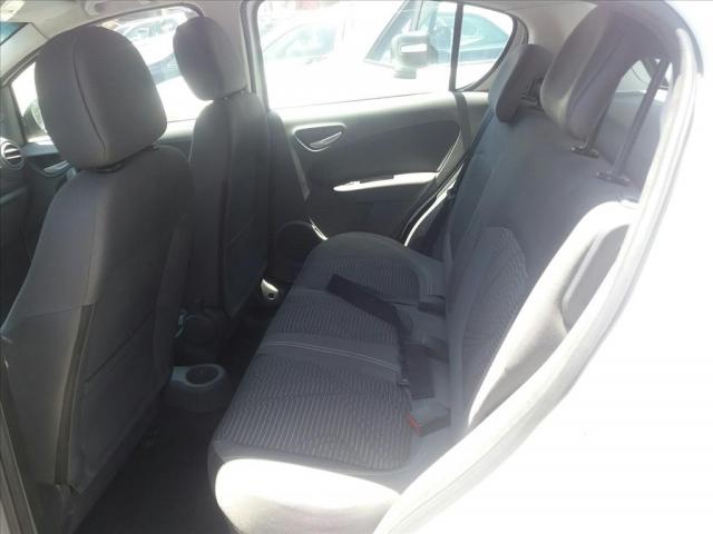 FIAT PALIO 1.0 MPI ATTRACTIVE 8V FLEX 4P MANUAL - Foto 6