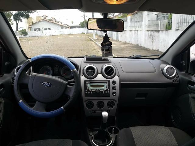 Fiesta hatch 1.6 flex - Foto 2
