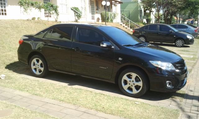 Toyota Corolla 2.0 16v Flex 4p preto 11/12 c/ kit multimídia - Foto 5