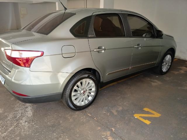 Grand Siena 1.6 Essence 2014/2014 - Muito Novo - Foto 10