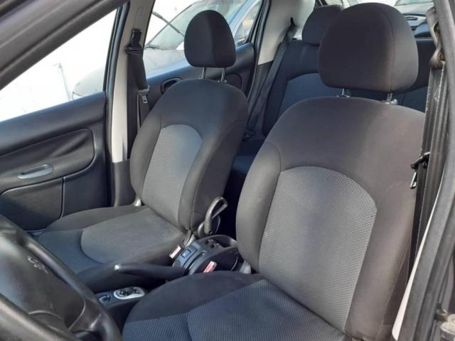 Peugeot 207 XR SPORT 1.4 FLEX 8V - Foto 4