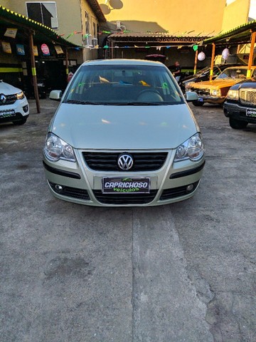 POLO HATCH 1.6 2009