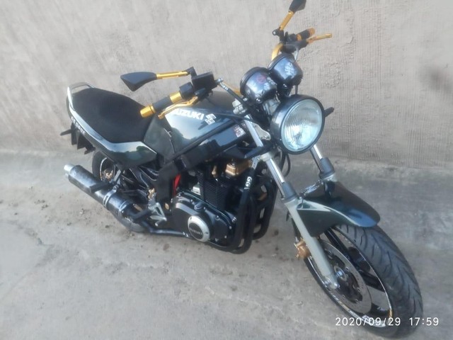 SUZUKI GS500E