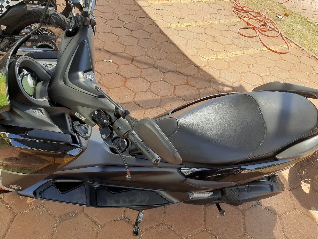 MOTO TOP