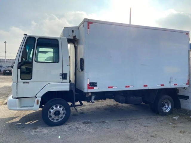 FORD CARGO 815E 2006