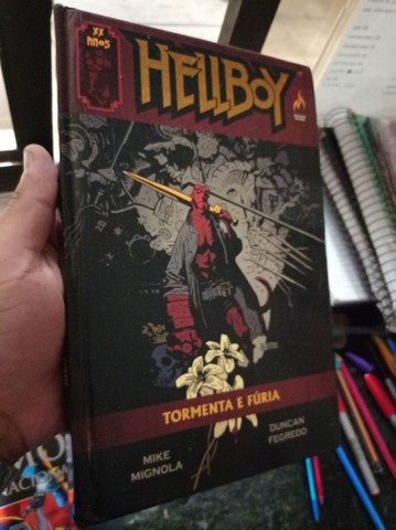Hellboy tormenta e fúria 