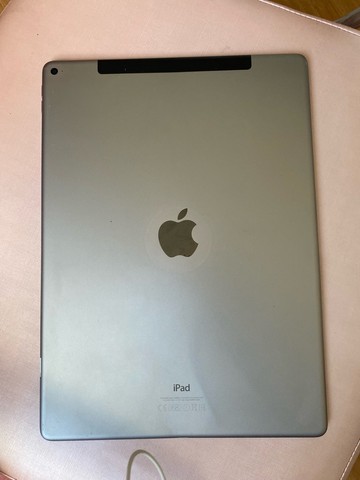 iPad 12,9 1 geração ( TELA TRINCADA)