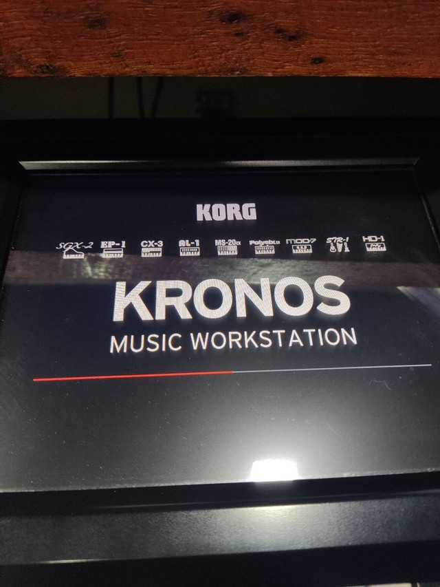 Korg kronos 2 61 teclas - Foto 5