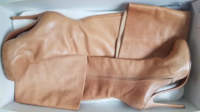 Bota Feminina Cano Alto, Salto Alto, Couro Legítimo Nr. 36