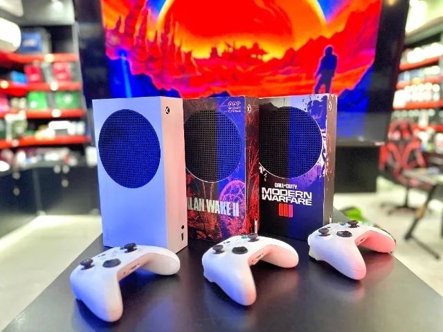 Xbox Series S Estado de Novo - Aceito Troca em Games